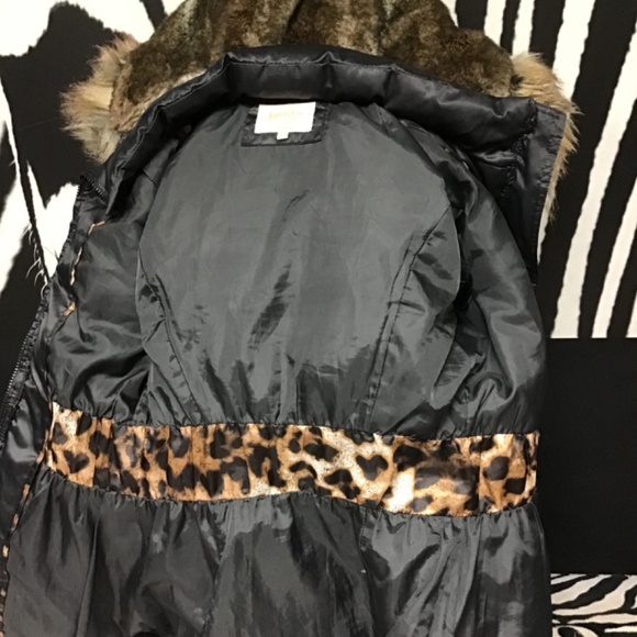 Ladies sm deep blue puffer 60% down 49% feather winter jacket by laundry - Picture 4 of 8